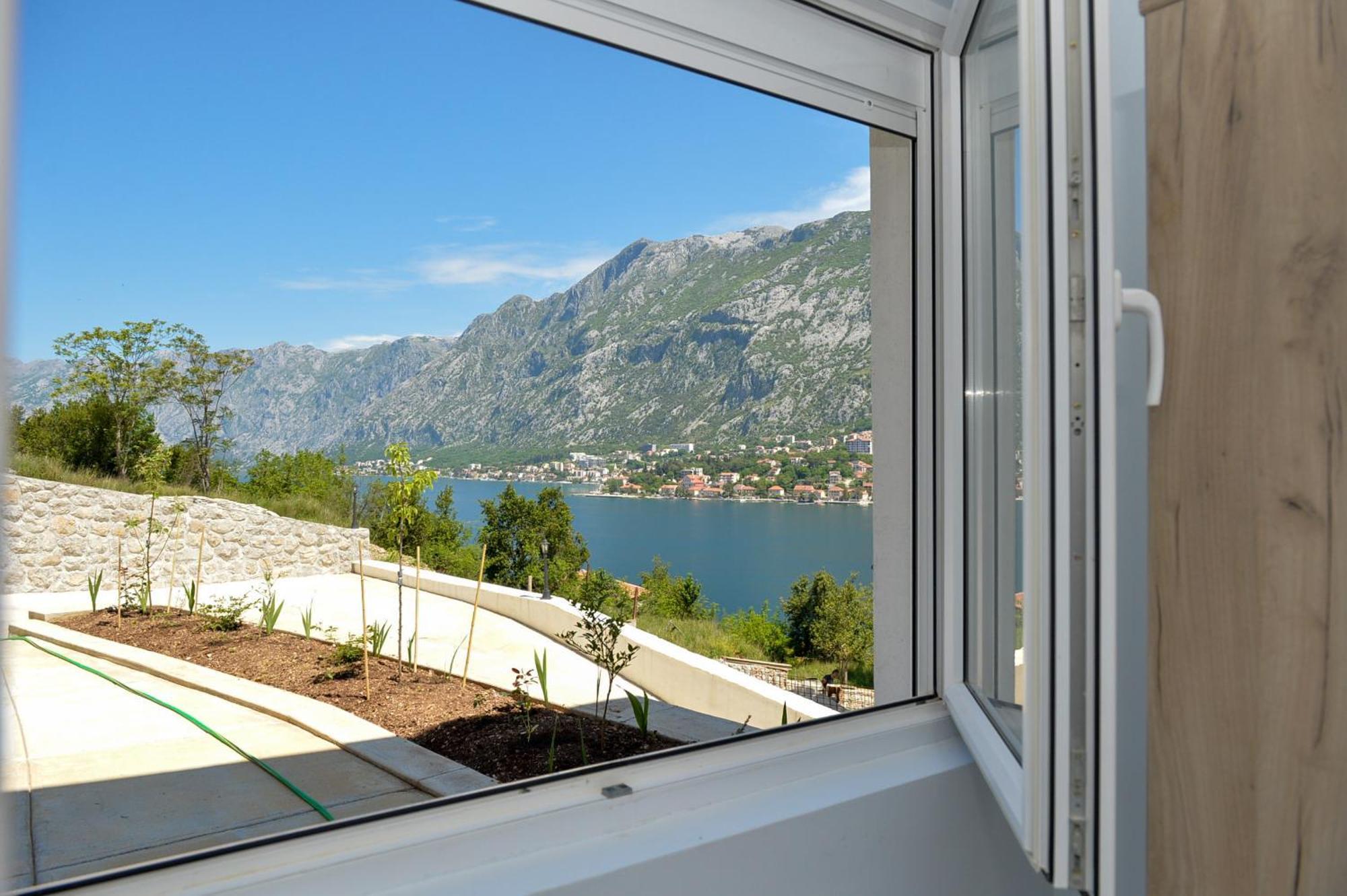 Apartments Seaview Estate Radovic コトル エクステリア 写真